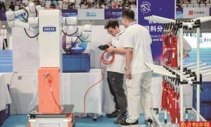 机器人“半马冠军”加冕“百米飞人”